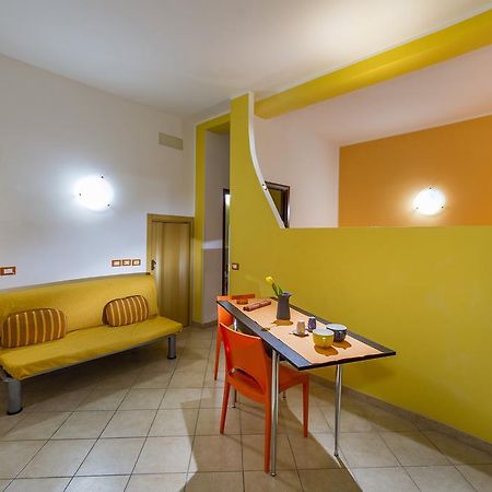 L'Accogliente Apartment กัสเตลลัมมาเร เดล โกลโฟ ภายนอก รูปภาพ