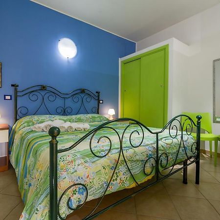L'Accogliente Apartment กัสเตลลัมมาเร เดล โกลโฟ ภายนอก รูปภาพ