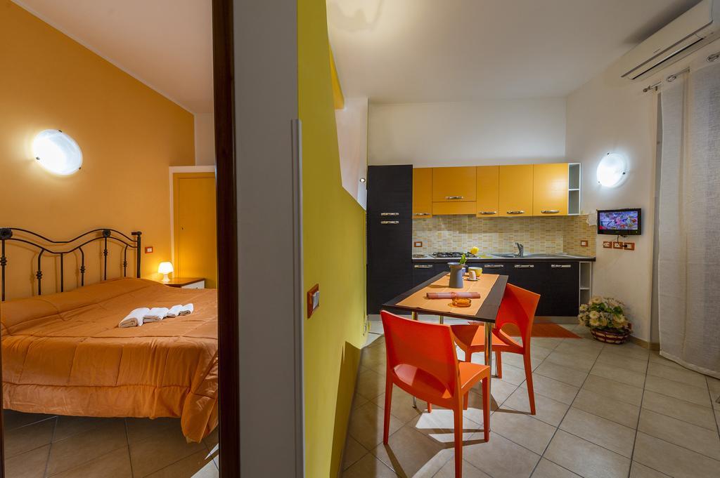L'Accogliente Apartment กัสเตลลัมมาเร เดล โกลโฟ ภายนอก รูปภาพ